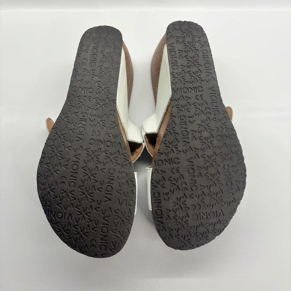 Vionic White Crossband Wedge Sandals with Gold Buckle